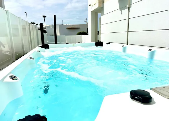 Prázdninový dům Casa Caleton Blanco Pool And *