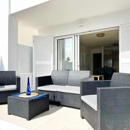 Casa Caleton Blanco * Puerto del Carmen (Lanzarote)